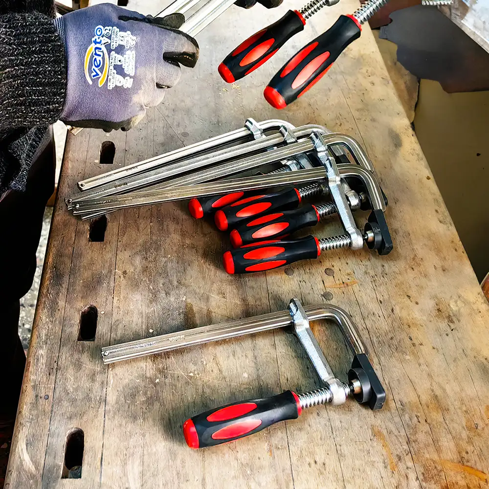 İşkence El Aletleri